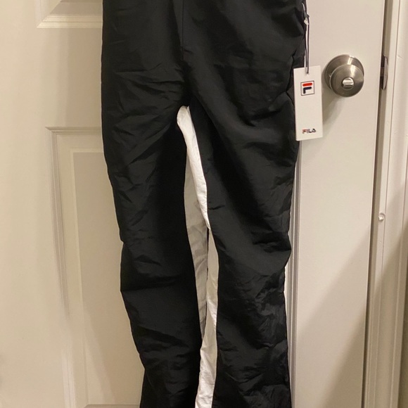 FILA LOGO FRONT OVERALLS. - Picture 10 of 15